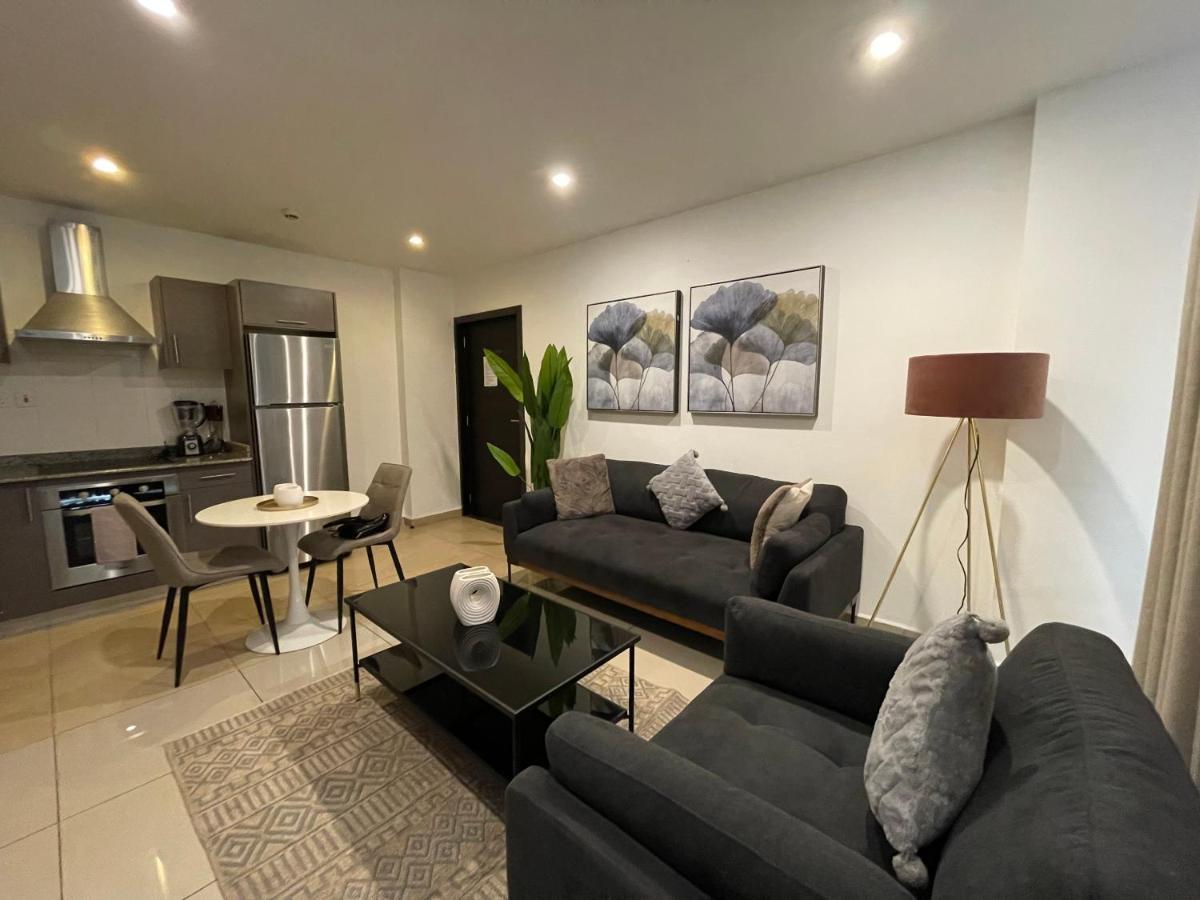 The Gallery Suites By Olive Gold Accra Buitenkant foto